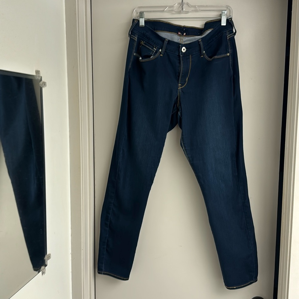 Super stretchy light weight Denizen for Levi’s jeans 14/w32/32L